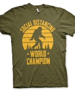 Mann Shirtstore | Social Distancing World Champion T-Shirt