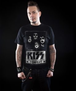 Mann Shirtstore | Kiss In Concert Distressed Poster T-Shirt Black